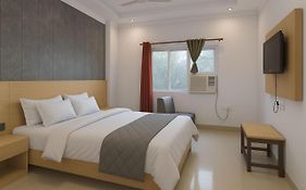 Hotel Monarch Inn